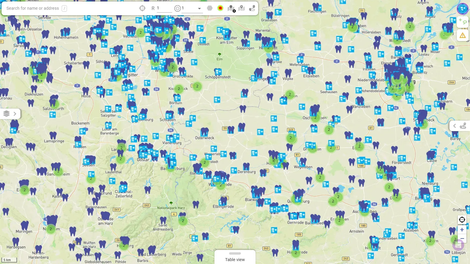 Mapsly map showing Tooth Rescue Box locations and nearby dentists across a German region